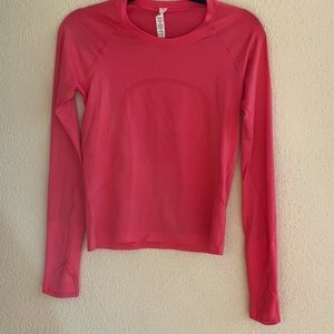 Lululemon Swiftly Tech Long Sleeves  2.0 Race Length